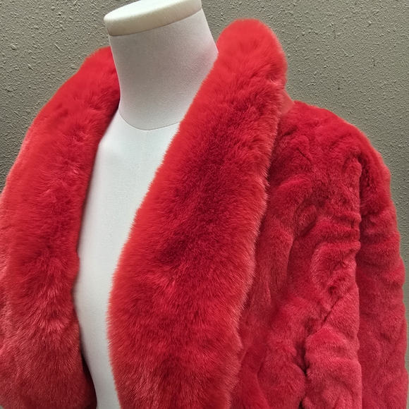 OnceFirst Chic Red Rosette Teddy Jacket - Picture 2 of 6